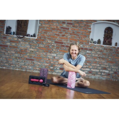 Yoga: Florian Mayer
